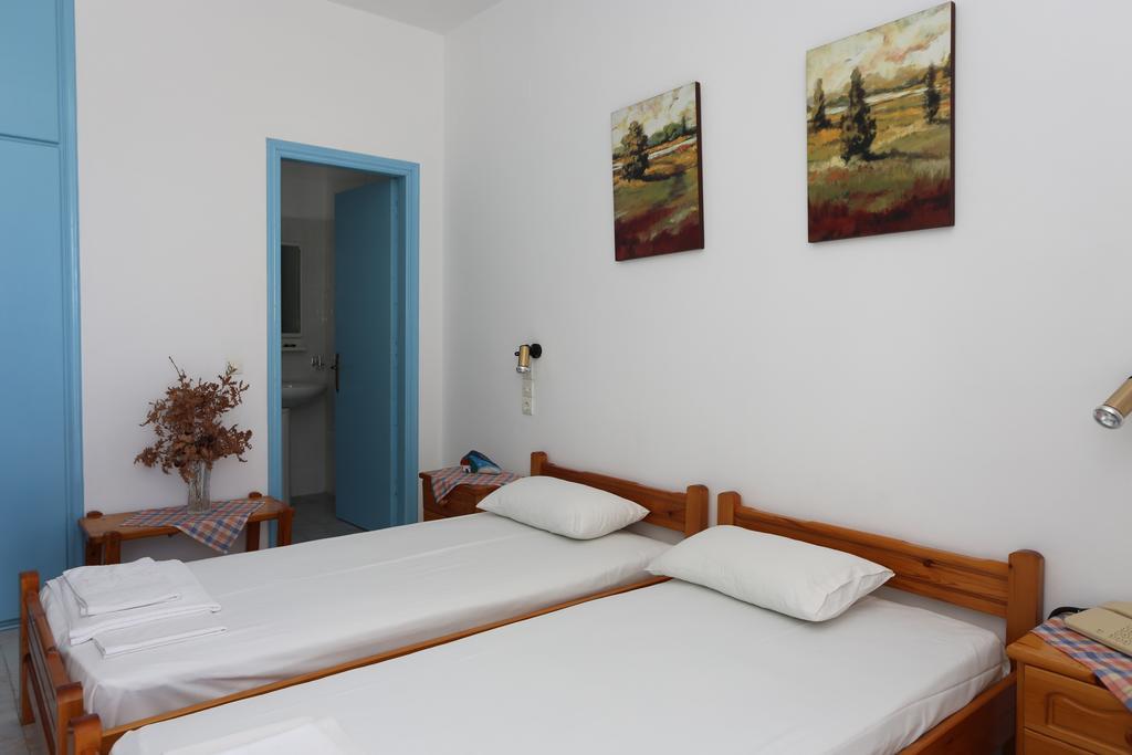 Akrogiali Hotel Plomari Quarto foto